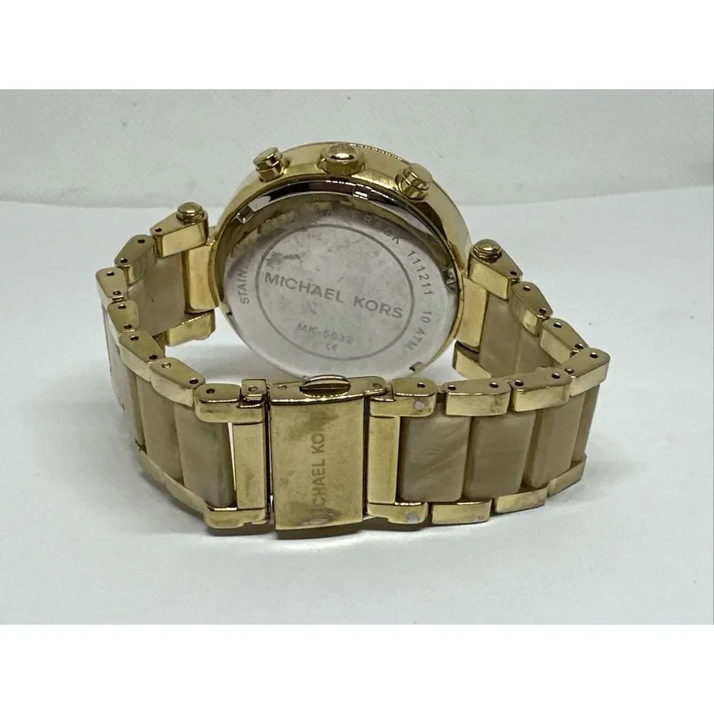 Michael Kors MK5632 Women's Gold Tone Analog Dial Quartz Wrist Watch NUL50
